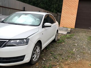 2016 Skoda Rapid I, белый, 610000 рублей, вид 2