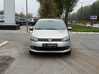 2013 Volkswagen Polo V, серебристый, 522000 рублей, вид 2