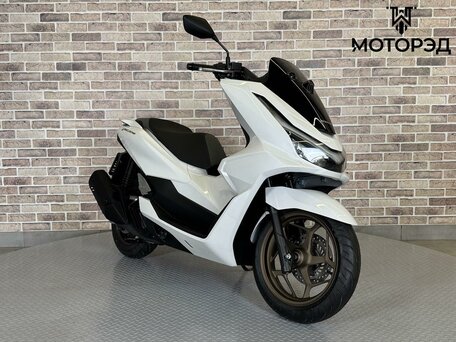 2025 Honda PCX 160, белый, 420000 рублей, вид 4