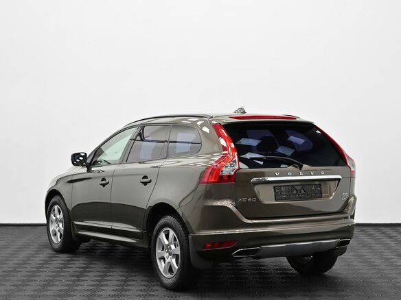 2016 Volvo XC60 I Рестайлинг, коричневый, 1949000 рублей - вид 3
