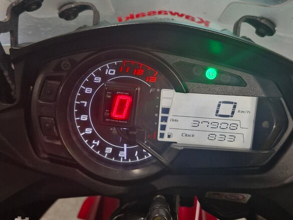 2011 Kawasaki Z 1000SX, пурпурный, 659000 рублей - вид 10