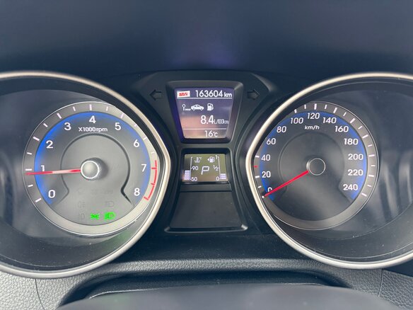 2012 Hyundai i30 II, красный, 899000 рублей - вид 12