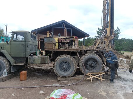 1991 Урал 4320, зелёный, 1300000 рублей, вид 4
