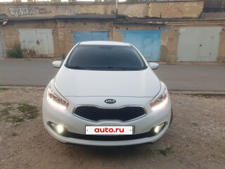 2014 Kia Ceed II, белый, 1300000 рублей, вид 2