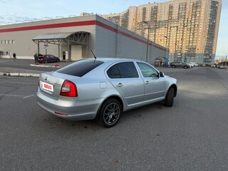 2013 Skoda Octavia II (A5) Рестайлинг, серебристый, 975000 рублей, вид 5