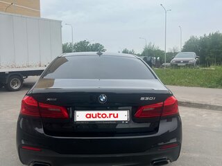 2019 BMW 5 серии 530i xDrive VII (G30/G31/G38), чёрный, 3700000 рублей, вид 3