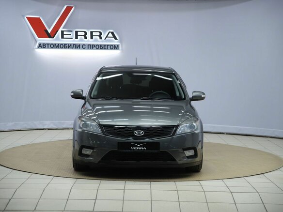 2010 Kia Ceed I Рестайлинг, серебристый - вид 1