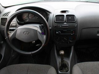 2003 Hyundai Accent II, зелёный, 239000 рублей, вид 5