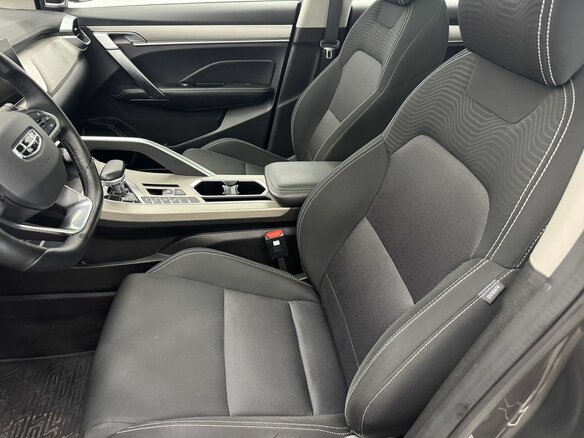 2023 Geely Coolray I, серый, 1699000 рублей - вид 9