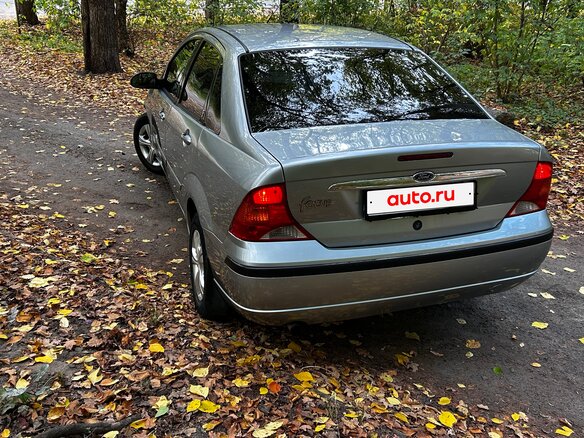 2004 Ford Focus I Рестайлинг, серый, 230000 рублей - вид 4