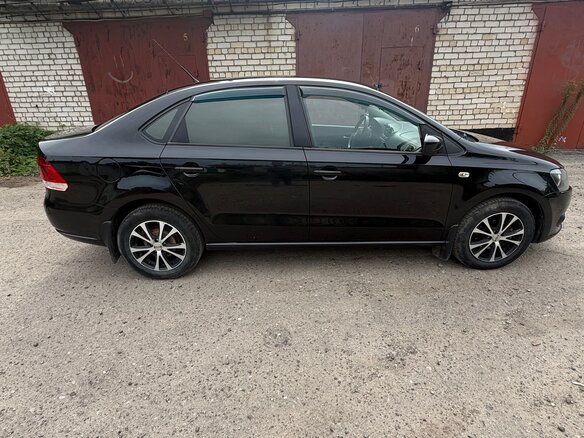 2012 Volkswagen Polo V, чёрный, 680000 рублей - вид 1