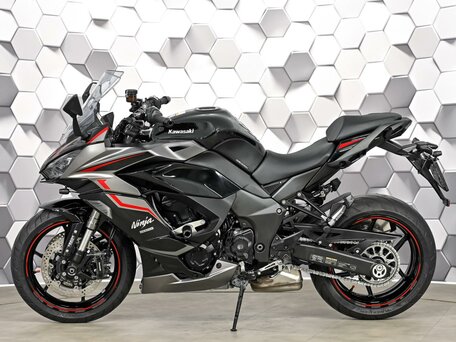 2024 Kawasaki Ninja 1000 SX, чёрный, 1279000 рублей, вид 4