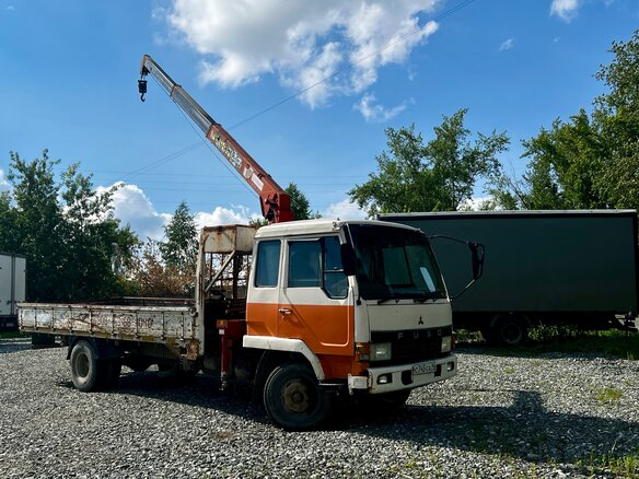 1989 Fuso (Mitsubishi) Fighter, белый, 1589000 рублей