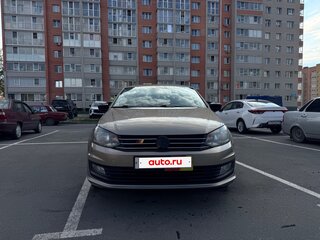 2016 Volkswagen Polo V Рестайлинг, бежевый, 1125000 рублей, вид 3