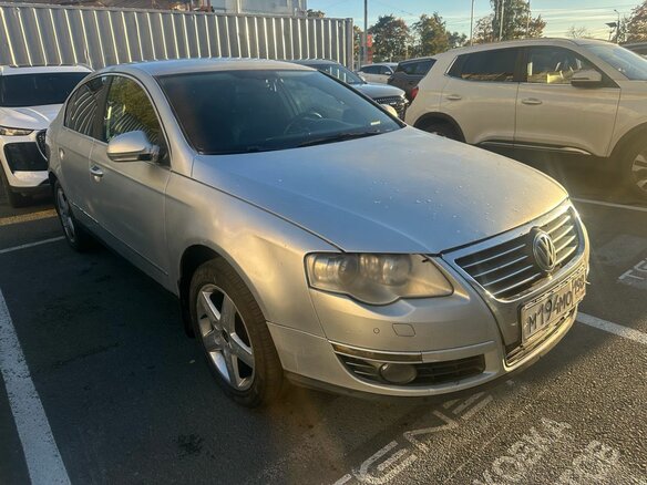 2008 Volkswagen Passat B6, серебристый, 499000 рублей - вид 1