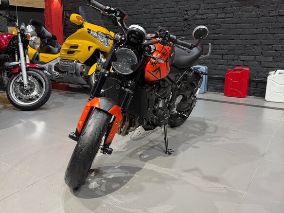 2022 Triumph Trident 660, оранжевый, 785000 рублей - вид 17