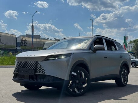 Omoda C7
