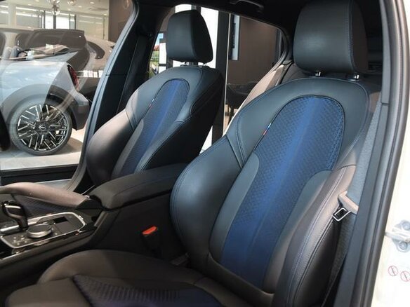 2023 BMW 1 серии 118i III (F40), белый, 1750000 рублей - вид 16