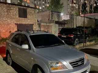 2006 Kia Sorento I Рестайлинг, серебристый, 620000 рублей, вид 2
