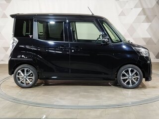2019 Nissan Dayz Roox I Рестайлинг, чёрный, 900000 рублей, вид 3