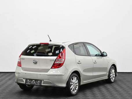 2010 Hyundai i30 I Рестайлинг, бежевый, 519000 рублей, вид 2