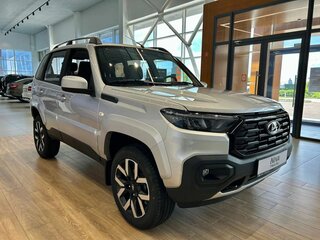 2026 Lada (ВАЗ) Niva Travel I Рестайлинг, серебристый, 1809000 рублей, вид 3