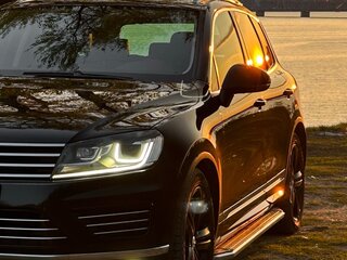 2017 Volkswagen Touareg II Рестайлинг, синий, 2600000 рублей, вид 2