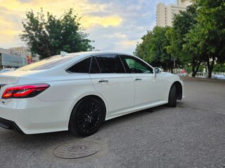 2019 Toyota Crown XV (S220), белый, 3500000 рублей, вид 4