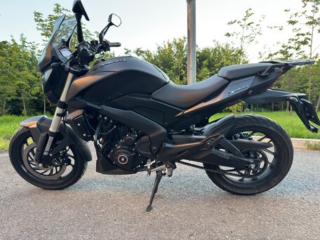 2019 Bajaj Dominar 400, чёрный, 300000 рублей, вид 4
