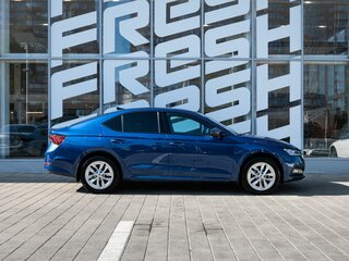 2021 Skoda Octavia IV (A8), синий, 2730000 рублей, вид 5