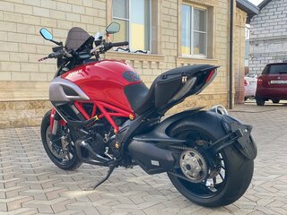 2011 Ducati Diavel, красный, 999999 рублей, вид 5