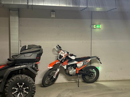 2025 Racer Enduro, оранжевый, 133333 рублей, вид 2