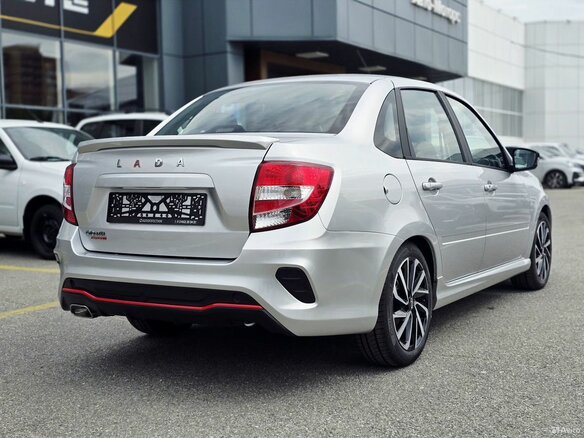2026 Lada (ВАЗ) Granta Sport I Рестайлинг, серебристый, 1541000 рублей - вид 9