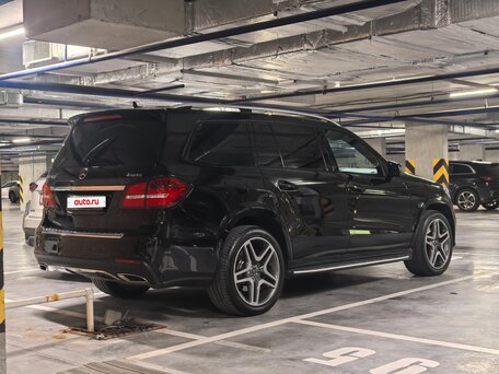 2016 Mercedes-Benz GLS 500 I (X166), чёрный, 3498000 рублей, вид 2