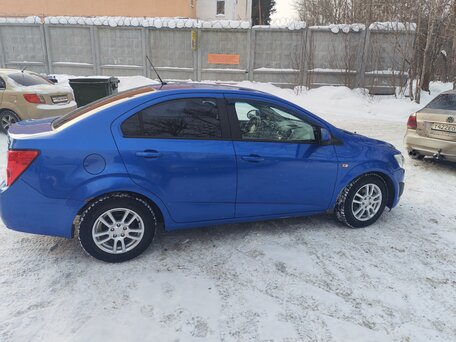 2012 Chevrolet Aveo II, синий, 600000 рублей, вид 2