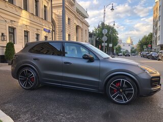 2018 Porsche Cayenne III, серый, 5950000 рублей, вид 4