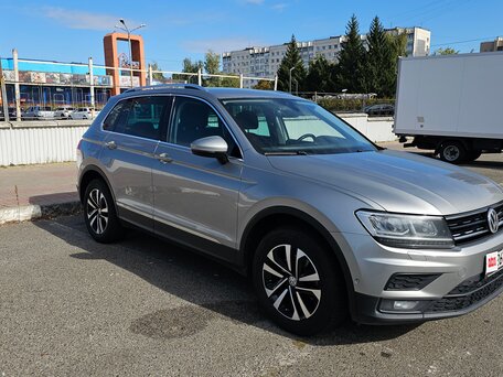 2019 Volkswagen Tiguan II, серый, 1980000 рублей, вид 1