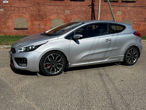 2015 Kia Ceed GT I Рестайлинг, серебристый, 1250000 рублей - вид 13
