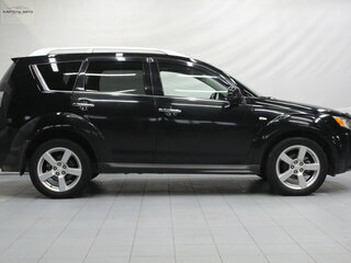 2008 Mitsubishi Outlander II, чёрный, 939000 рублей, вид 3