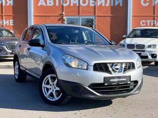2013 Nissan Qashqai I Рестайлинг, серебристый, 955000 рублей, вид 3