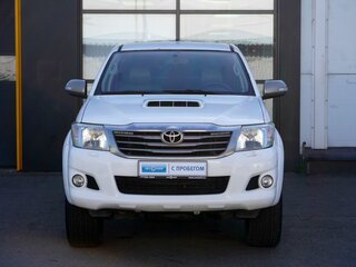 2013 Toyota Hilux VII Рестайлинг, белый, 1735000 рублей, вид 2