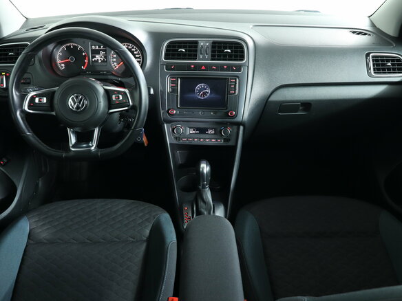 2019 Volkswagen Polo V Рестайлинг, красный, 1319000 рублей - вид 18