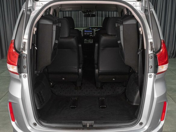 2019 Honda Freed II, серый, 1739000 рублей - вид 21