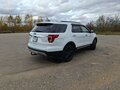 2016 Ford Explorer V Рестайлинг, белый, 3300000 рублей - вид 2