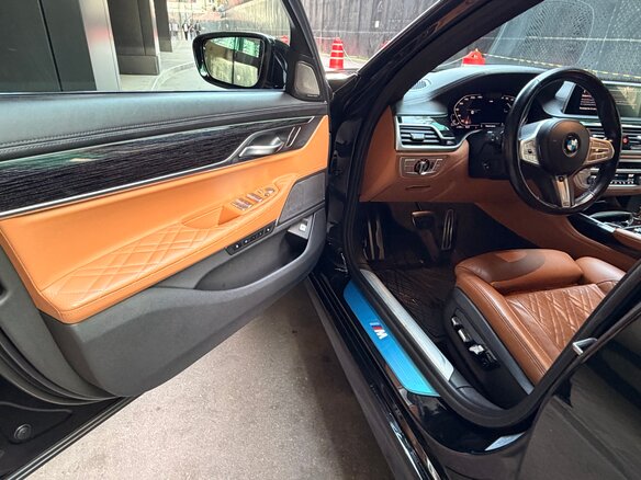 2021 BMW 7 серии Long 730Ld xDrive VI (G11/G12) Рестайлинг, чёрный, 7100000 рублей - вид 12