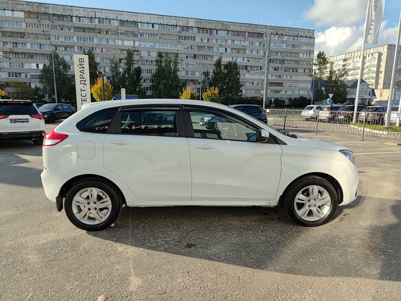 2019 Lada (ВАЗ) XRAY I, белый - вид 3