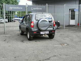 2014 Chevrolet Niva I Рестайлинг, серый, 489000 рублей, вид 4