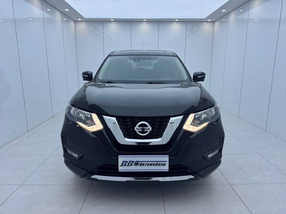 2023 Nissan X-Trail III Рестайлинг, чёрный, 1720000 рублей - вид 1