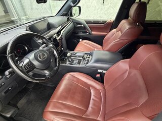 2020 Lexus LX 570 III Рестайлинг 2, чёрный, 10500000 рублей, вид 4