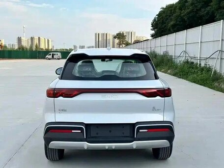 2026 BYD Yuan Up 32 kWh, серый, 1800000 рублей, вид 5